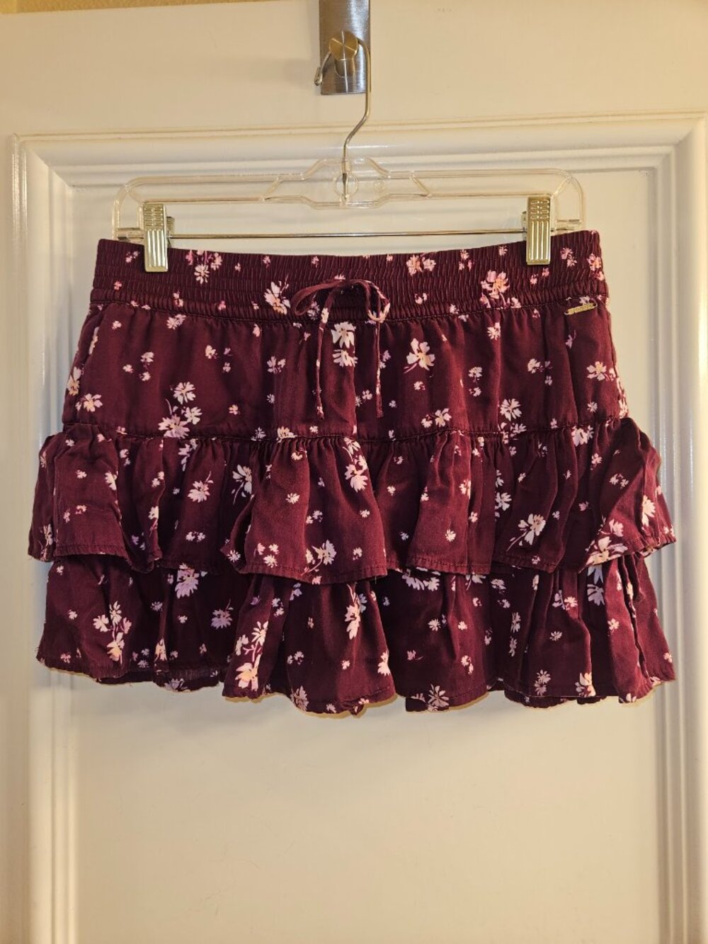 Victoria’s Secret PINK Burgundy Floral Tiered Ruffle Mini Skort, Size S